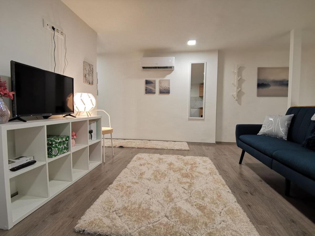 Dragonfly Apartment Near At The Castle Labyrinth Ii. Budapest Ngoại thất bức ảnh