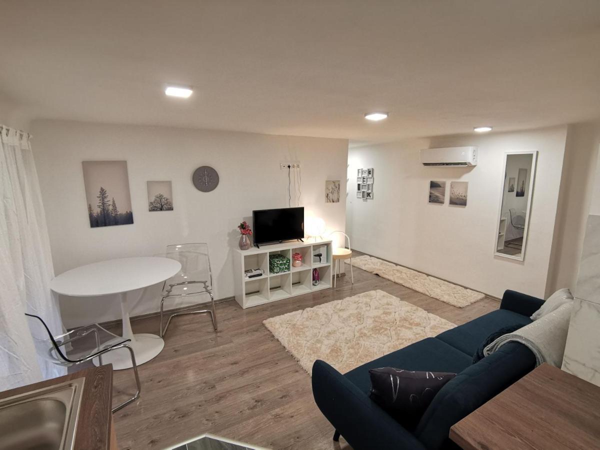 Dragonfly Apartment Near At The Castle Labyrinth Ii. Budapest Ngoại thất bức ảnh